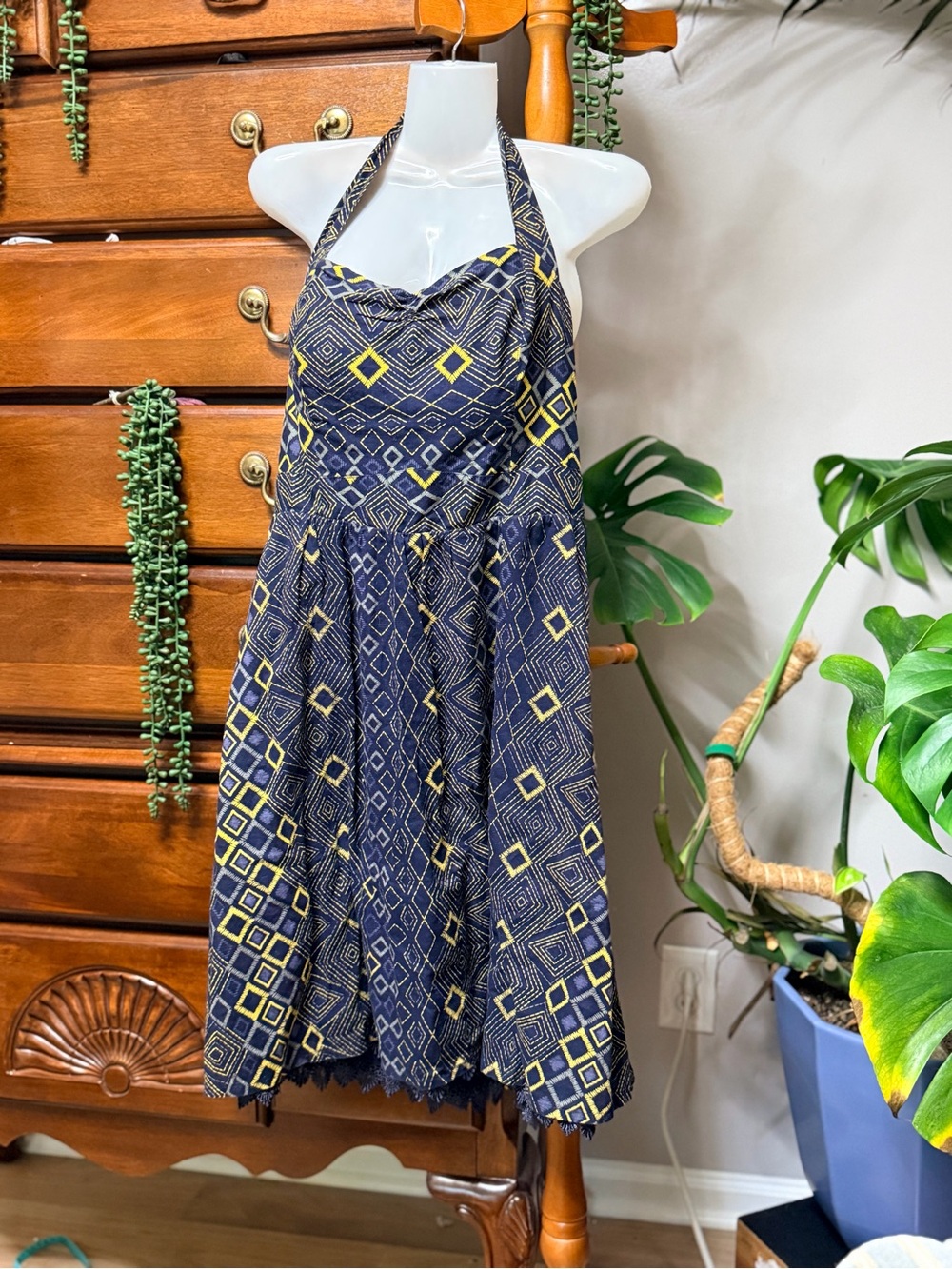 Anthropologie "Rhythmic Repetition" halter dress by Edme & Esyllte- size 8